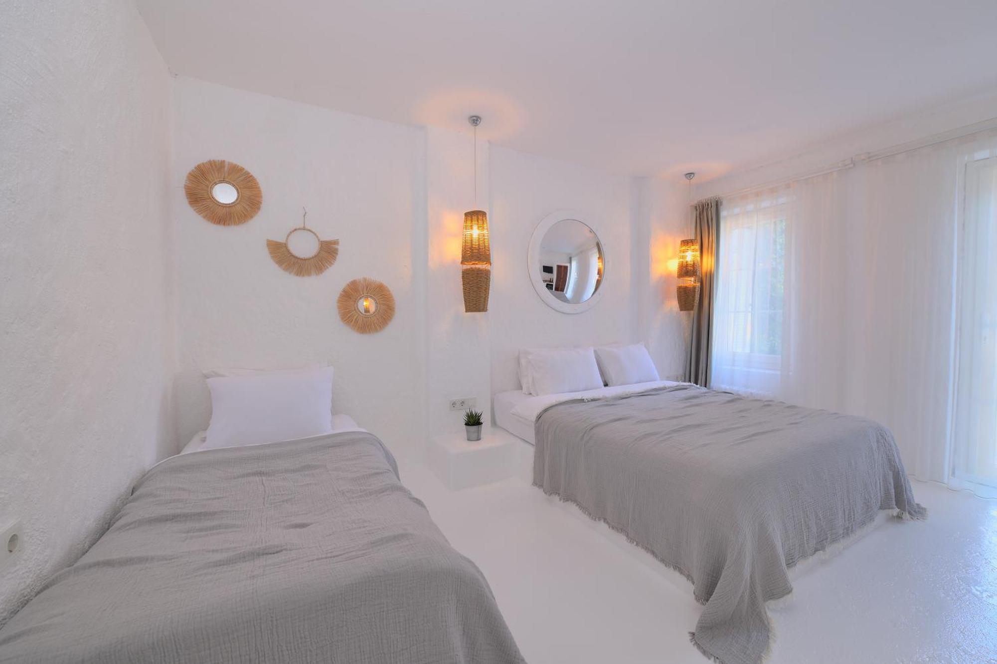 Peremere Alacati Otel Exterior foto