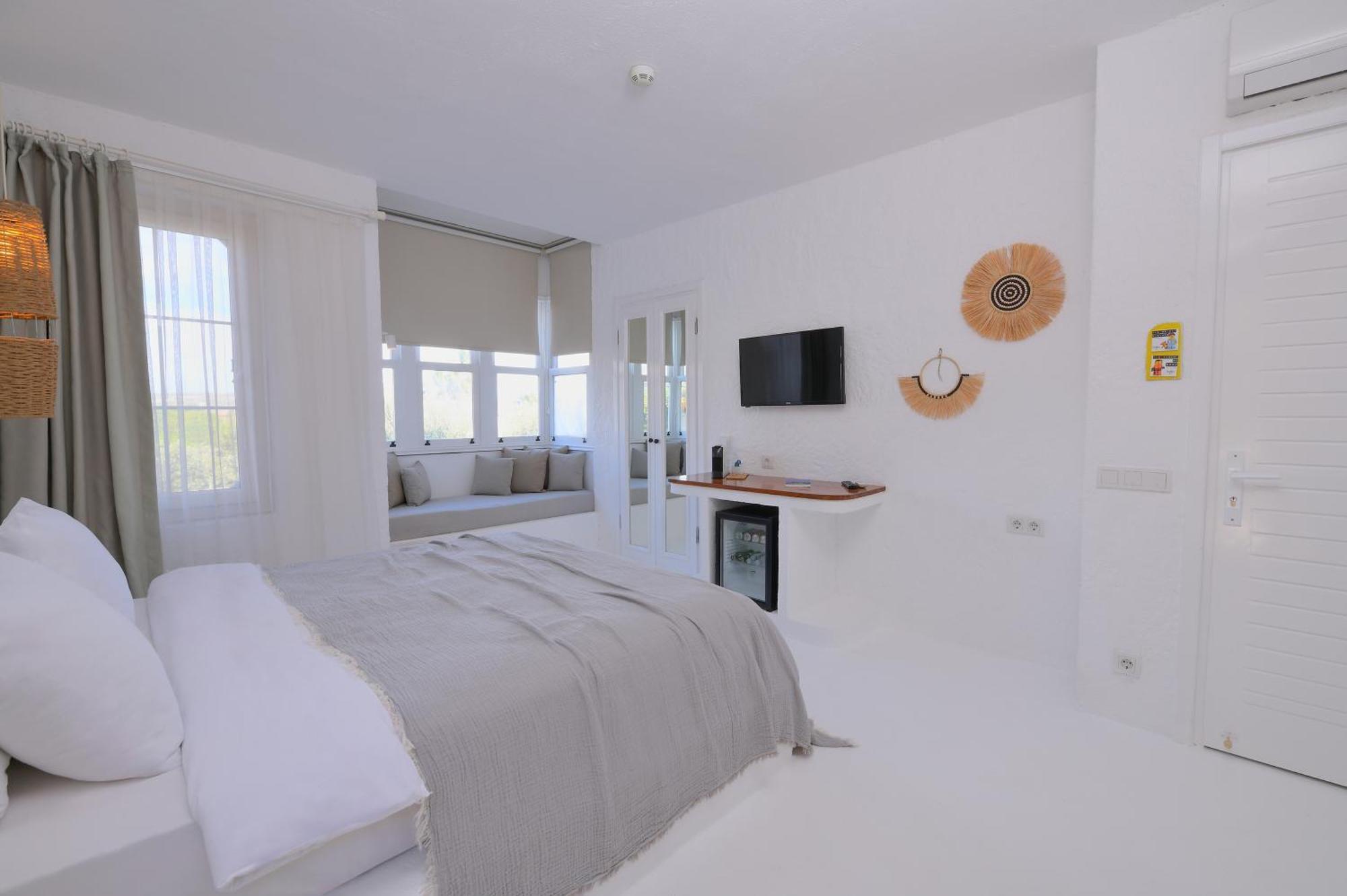 Peremere Alacati Otel Exterior foto
